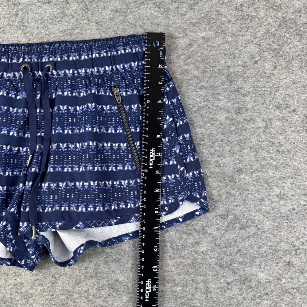 Athleta Ikat Stripe Sway Shorts 3" Zip Pockets 213026 Blue Womens XS - Picture 8 of 11